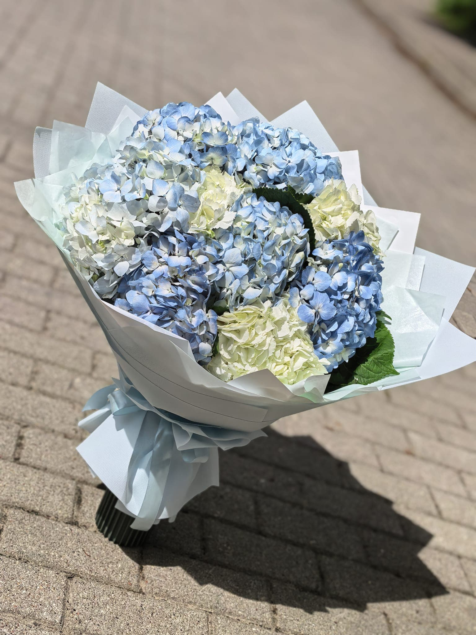 Kāzu galda kompozīcija